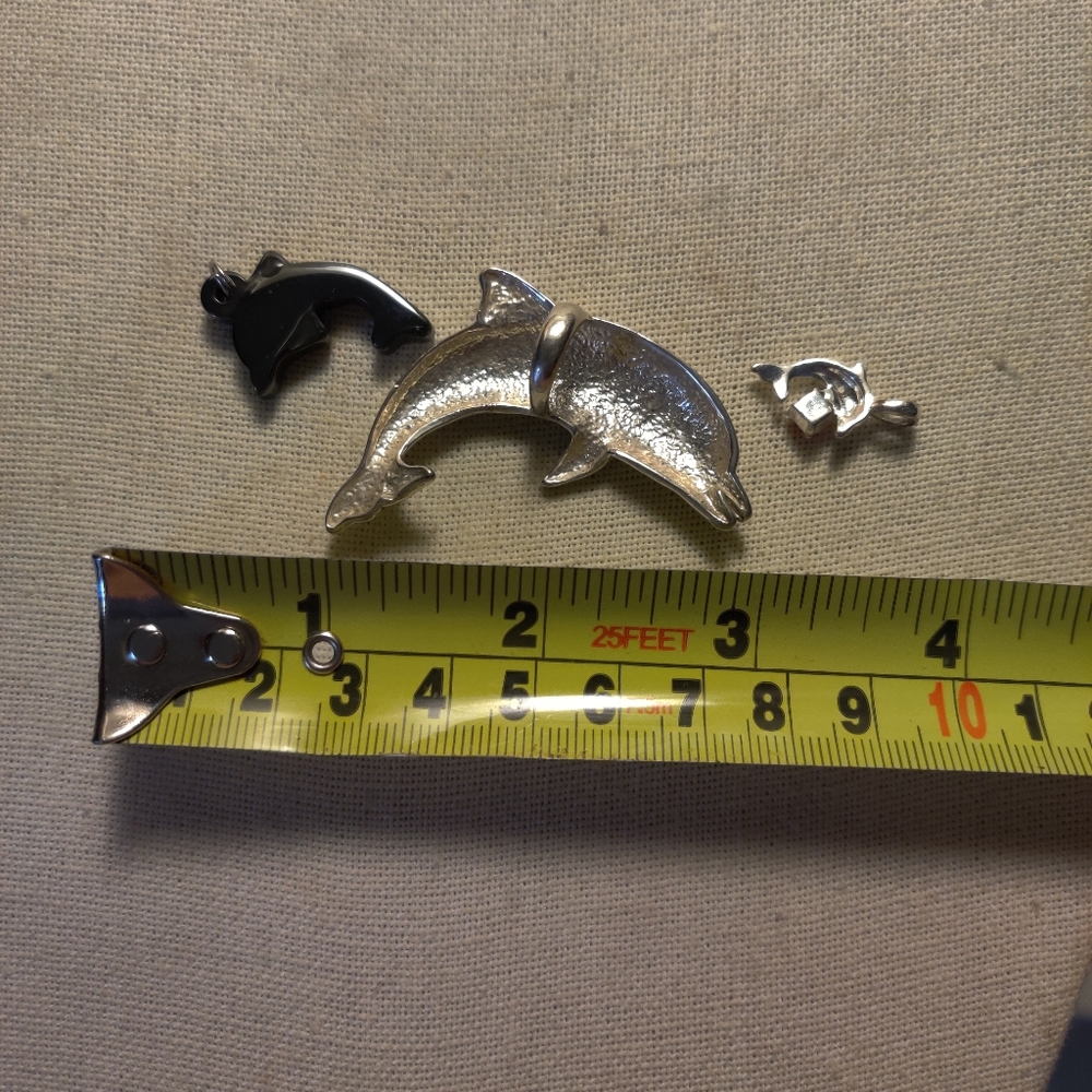 🐬 Vintage dolphin lovers pendant lot - Picture 3 of 5